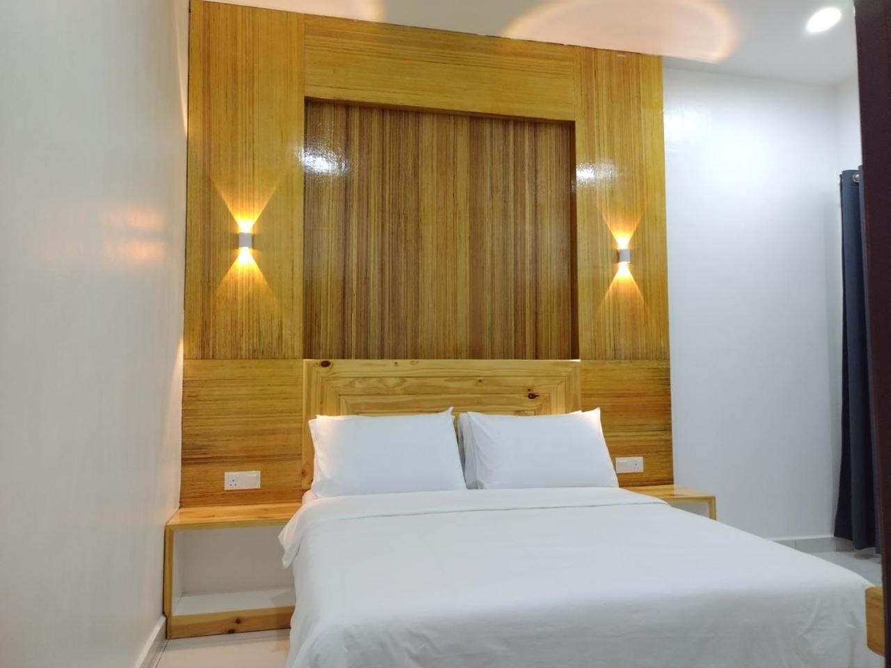 Funduq Al Busyra Motel ปันไตเจอนัง ภายนอก รูปภาพ